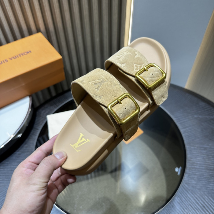 L0VT SANDALS