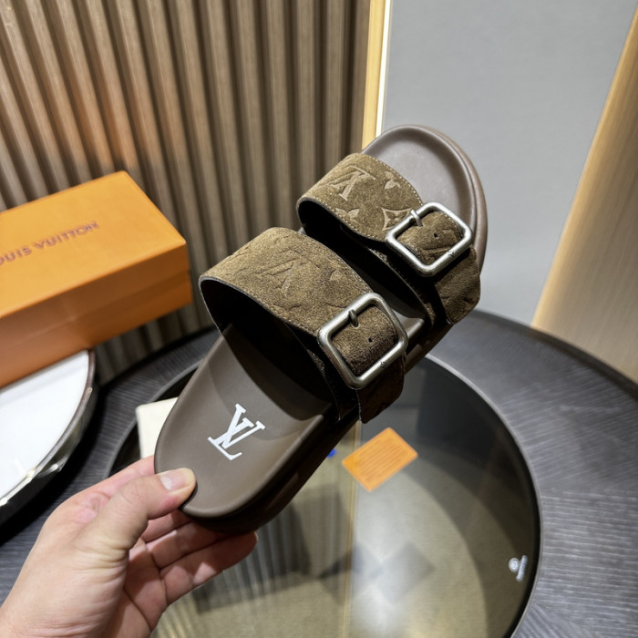 L0VT SANDALS