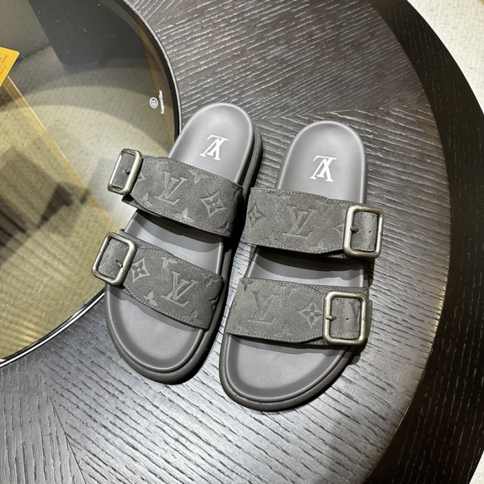 L0VT SANDALS