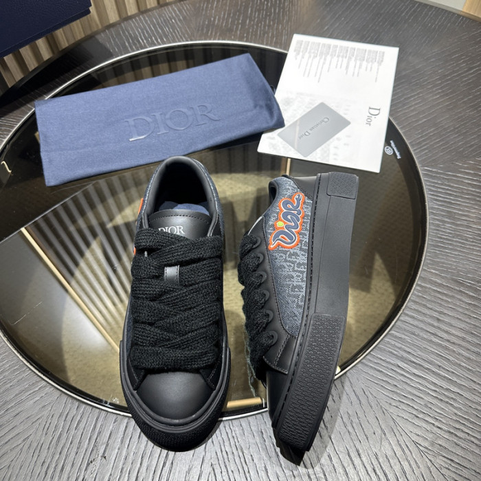 D*0r B33 SNEAKERS D20004
