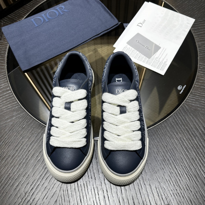 D*0r B33 SNEAKERS D20008