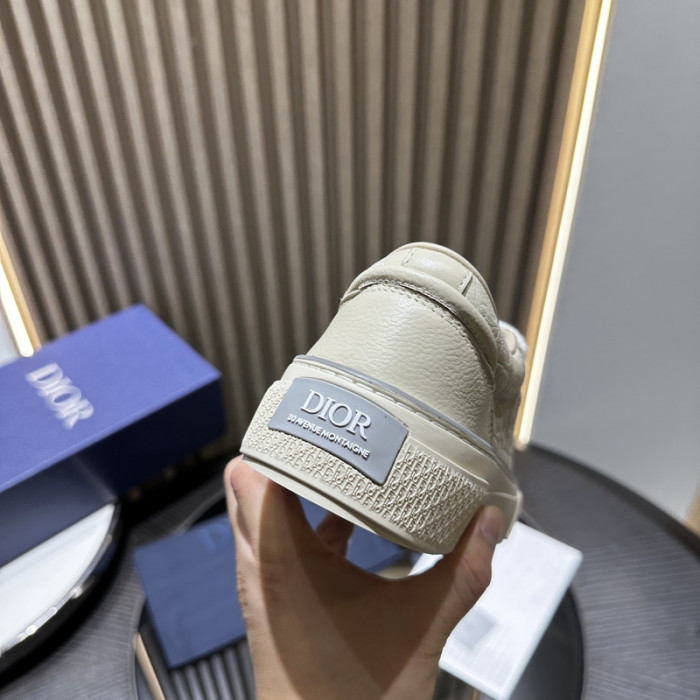 D*0r B33 SNEAKERS D20009
