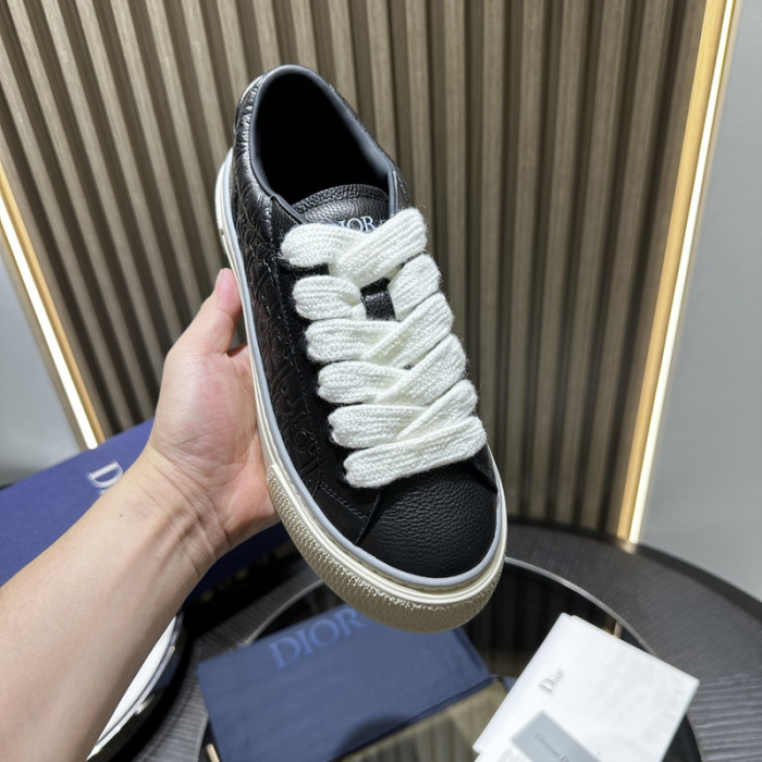 D*0r B33 SNEAKERS D20010