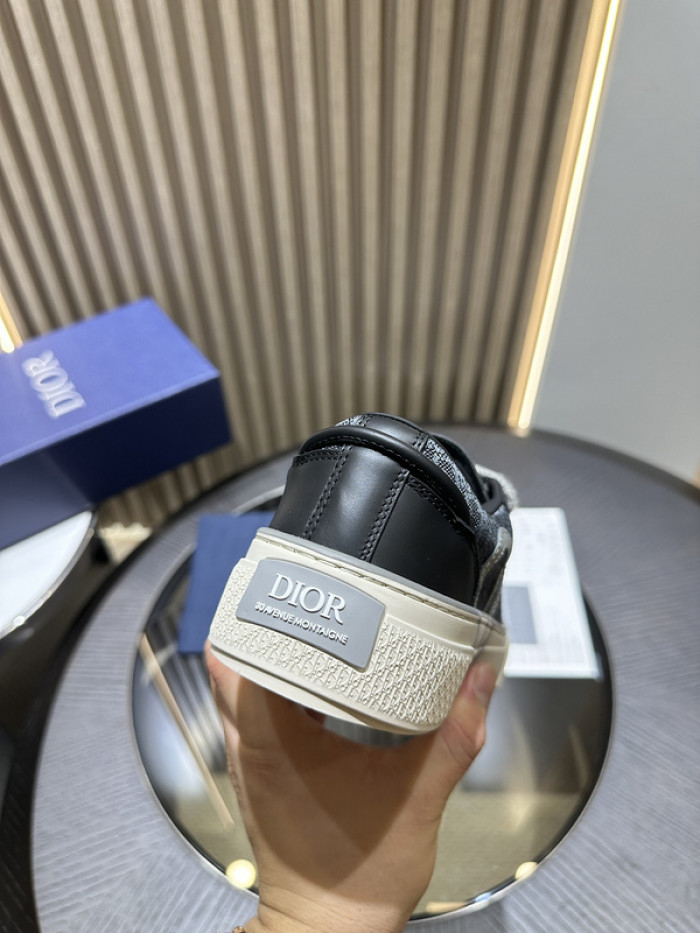 D*0r B33 SNEAKERS D20012