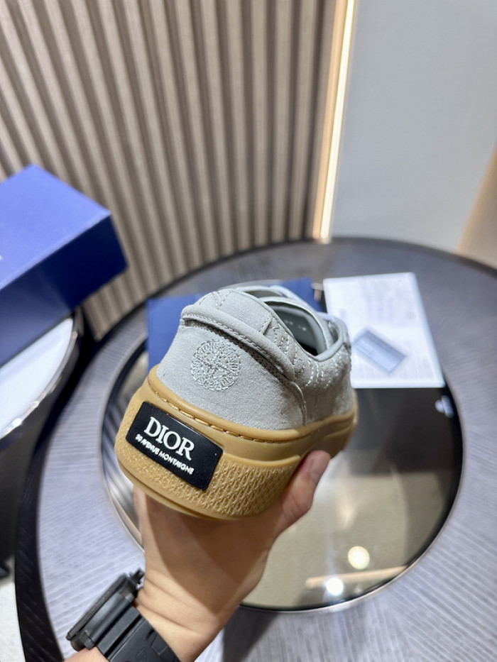 D*0r B33 SNEAKERS D20015