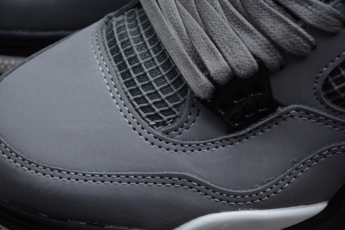 AIR JORDAN 4 RETRO 