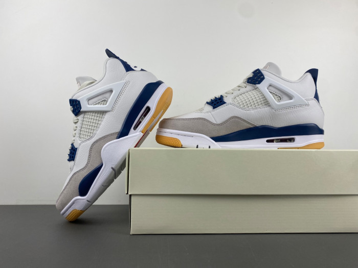 Nike SB x Air Jordan 4 Retro SP