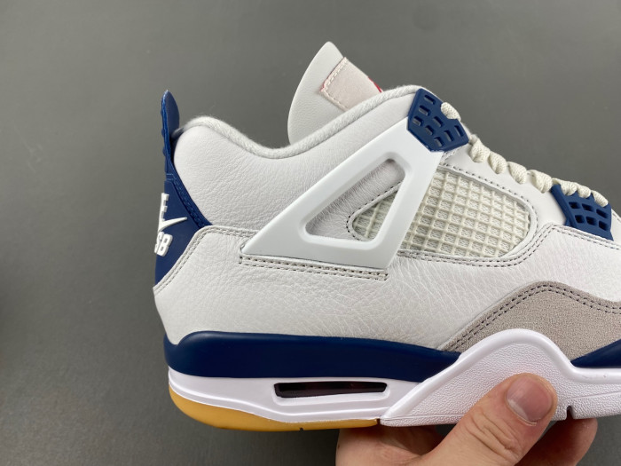 Nike SB x Air Jordan 4 Retro SP