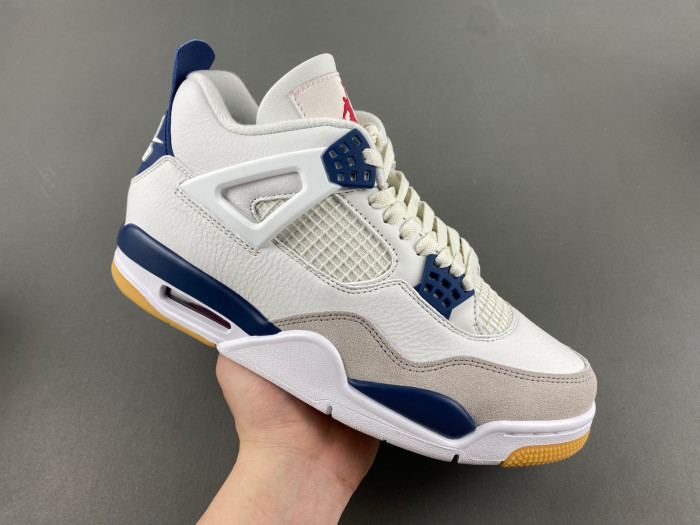 Nike SB x Air Jordan 4 Retro SP