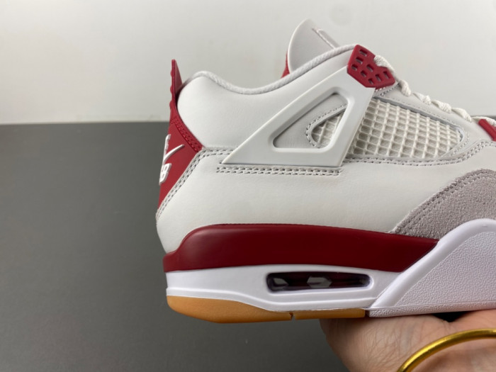 Air Jordan 4 X Nike SB Retro SP