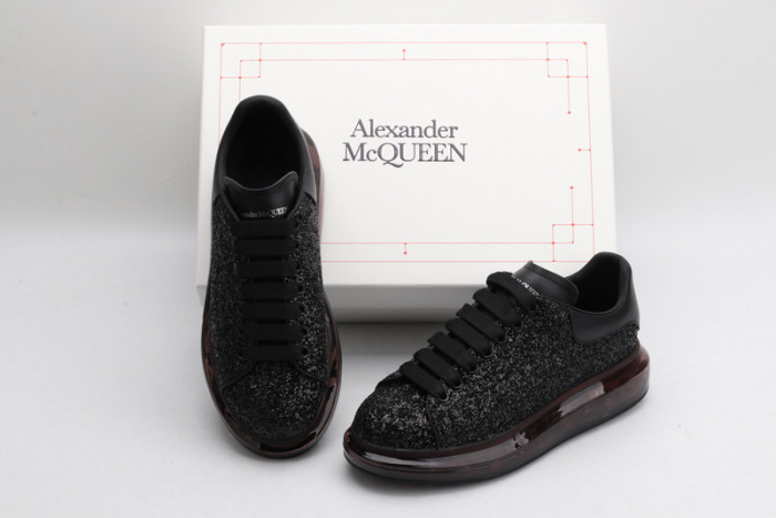 Ale*d*r M*Q*en E2720
