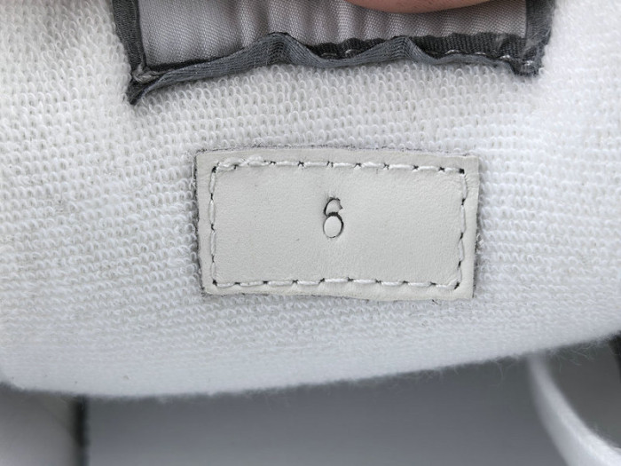 G*u*i SNEAKER G08276