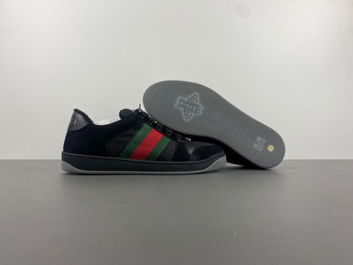 G*u*i ACE EMBROIDERED LOW-TOP SNEAKER G111