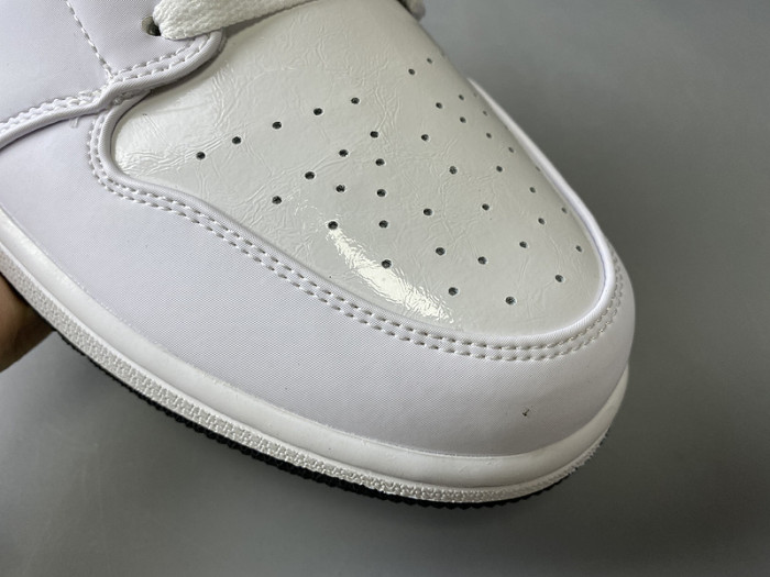 AIR JORDAN 1 LOW