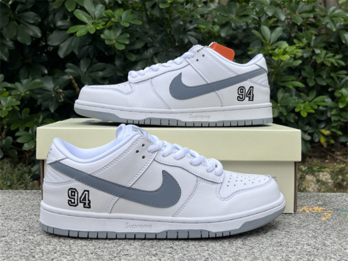 S*prem* x Nike SB Dunk Low White / Metallic Silver-White HQ8487-100