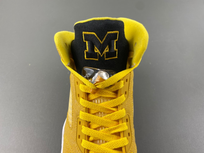 Jordan Air Jordan 5 Retro
