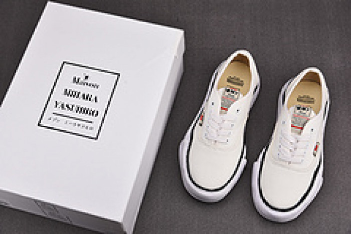 Maison MIHARA YASUHIRO MMY043