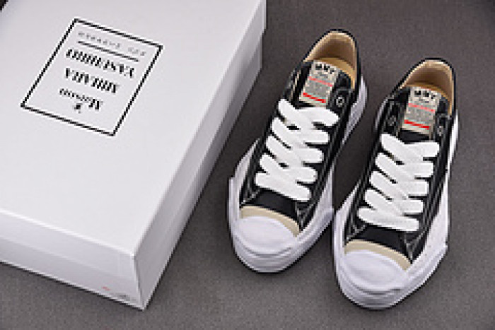 Maison MIHARA YASUHIRO MMY047