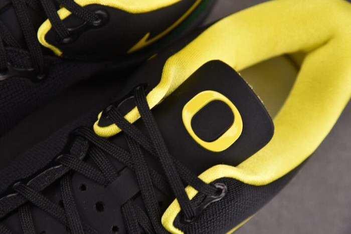 NK Kobe 8 Oregon Ducks PE PACK