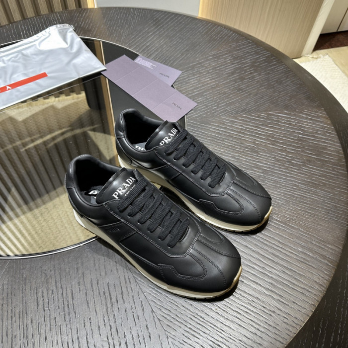 Pra*a SNEAKER P7002