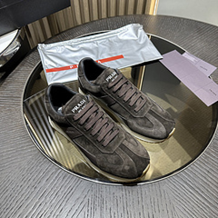 Pra*a SNEAKER P7010