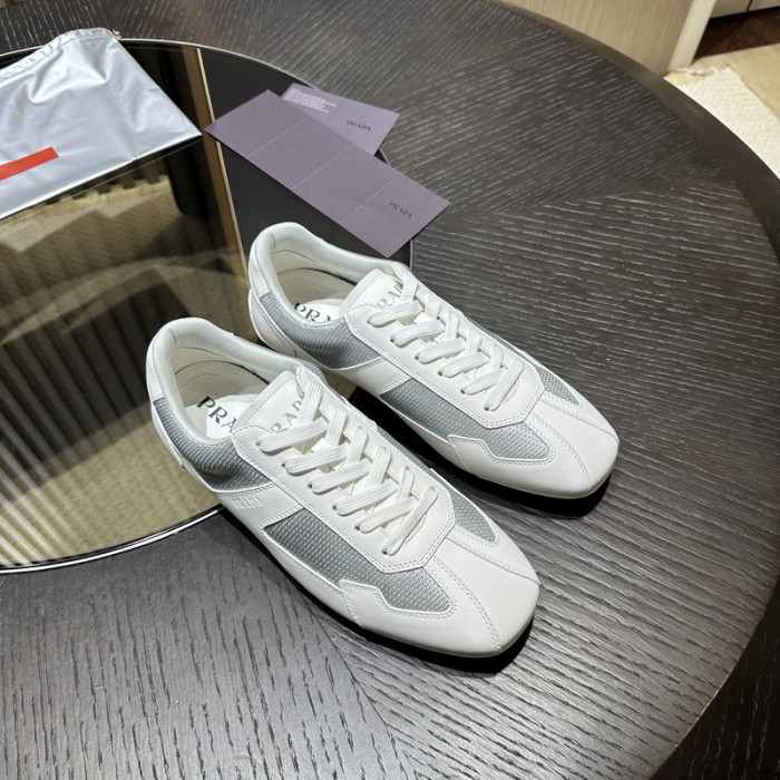Pra*a SNEAKER P7015