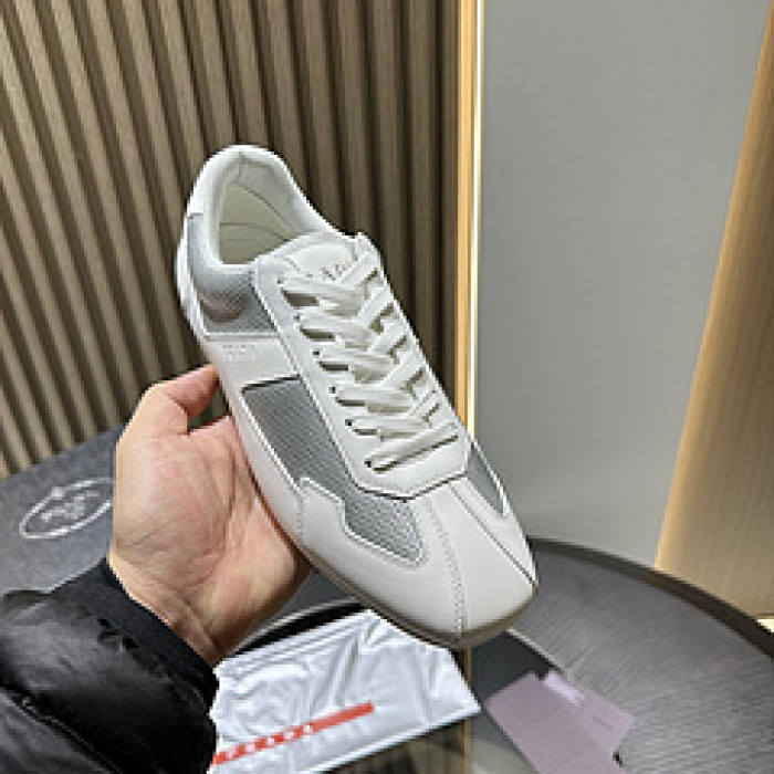 Pra*a SNEAKER P7015