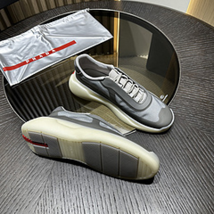 Pra*a SNEAKER P7017
