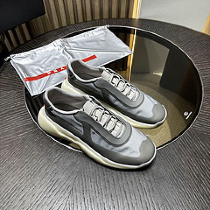 Pra*a SNEAKER P7017