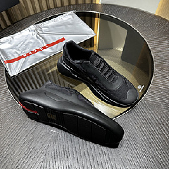 Pra*a SNEAKER P7018