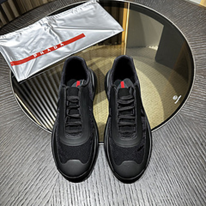 Pra*a SNEAKER P7018