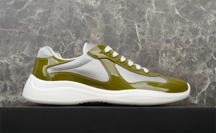 Pra*a SNEAKER P7020