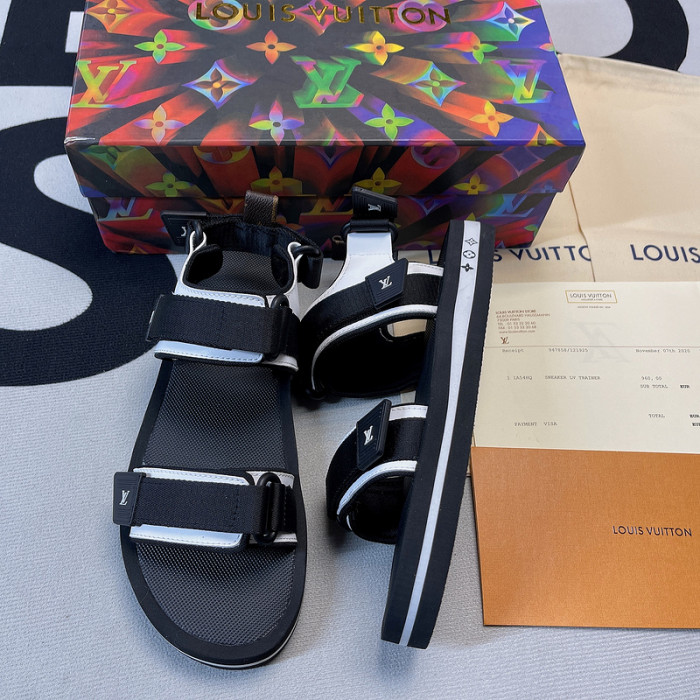 l0vt sneakers