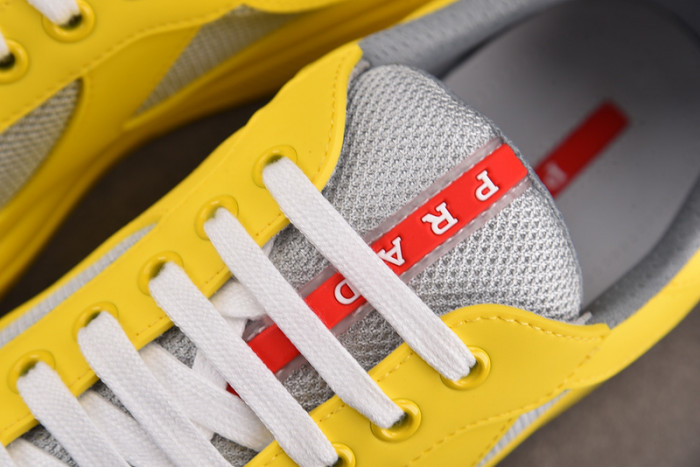 Pra*a SNEAKER P7024