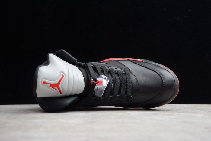 AIR JORDAN 5 RETRO 