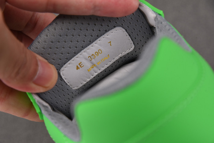 Pra*a SNEAKER P7023