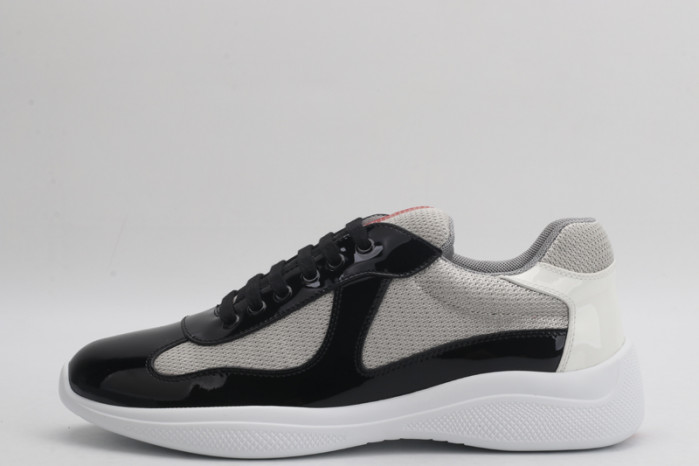 pra*a sneaker p011